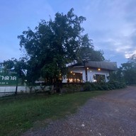 เนินผาลาด