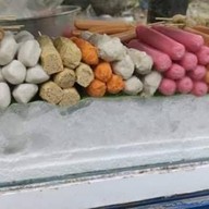 เมนูของร้าน ร้านลูกชิ้นทอดอลิสา