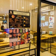 บรรยากาศ แม่จ๋าหนูหิวข้าว x หมาล่าเนื้อ ปทุมธานี