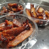 เนื้อทอดหมักสูตรพิเศษ Auu Huu เปิดเฉพาะ เสาร์-อาทิตย์ เพชรเกษม 81