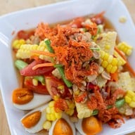 เมนูของร้าน ตำเป็นถาด ถ.สนามบินเก่า