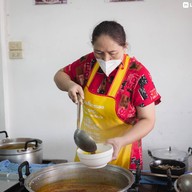 บรรยากาศ ข้าวซอย น้ำเงี้ยว “ใส่ใจ“ สันโค้งน้อย