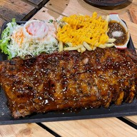 นี่ไงร้านกินเต็ก