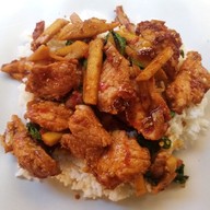 ล้านเล็กผัดไทย อาหารตามสั่ง