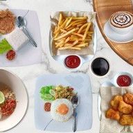 Alisa Coffee Shop - อาลิสา คอฟฟี่ ช็อป