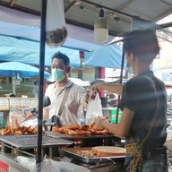 บรรยากาศ ศิลา  ไก่ทอดหาดใหญ่ วัดฉิม