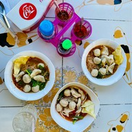 ต้อมก๋วยเตี๋ยวปลาท่าอุเทน ท่าอุเทน