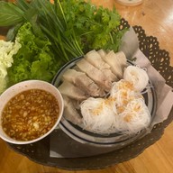 เมนูของร้าน รุ่งอรุณ ( มี 2 สาขา) เลือกแบบมีค่าส่งอีกสาขาก็ได้นะคะ
