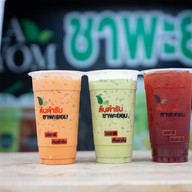 เมนูของร้าน ชาพะยอมสาขาเทวบุรี by แม่น้อนนาย โพธิ์เสด็จ