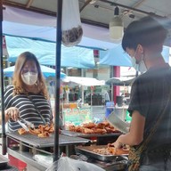 บรรยากาศ ศิลา  ไก่ทอดหาดใหญ่ วัดฉิม