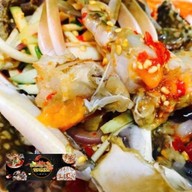 สุดแซ่บยำมะม่วงทะเลสด ม.กรุงเทพ