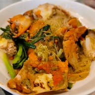 เมนูของร้าน สมศักดิ์ปูอบ Y บีทีเอสกรุงธนบุรี