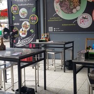 บรรยากาศ ก๋วยเตี๋ยวเรือนายช้าง