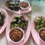 ร้านอาหารเฟื่องฟ้า