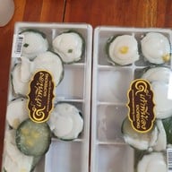 ขนมไทยเก้าพี่น้อง ทาวน์อินทาวน์