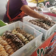 ครอบครัวตัวกลม เจ๊บุ๋ม (กุ้ยช่ายตลาดพลู)