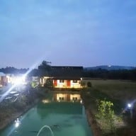 บ้านสวนความฮักรีสอร์ท