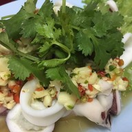 ร้านอาหารเฟื่องฟ้า