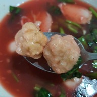 เมนูของร้าน มุ้ย ลูกชิ้นปลาวรจักร