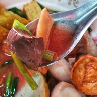 เมนูของร้าน เจ๊หมวย ก๋วยเตี๋ยวเย็นตาโฟ (ลูกชิ้นกุ้งทำเอง)