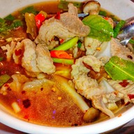 เมนูของร้าน แซ่บอิสาน ลาบยโส (เส้นหลังค่ายสุรนารี)