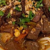 ขะ-หน๋ม-เส้น-คน-เมือง (ขนมจีน)