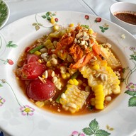 ไก่ย่างปรีชา ปลาเผา