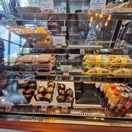 บ้านริมขุม (Baan Rim Khum Cafe & Restaurant)