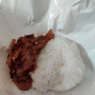 ไก่ทอด-หมูทอดพริกกระเจียว (การันตีความอร่อย จากช่องดัง!) แจ้งวัฒนะ14