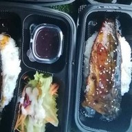 ลาบเหนือ ข้าวซอย by หมูอ้วน หมู่บ้านคริสตัล(42/87)