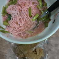 หน้าร้าน ราชาบะหมี่ ไร่ขิง42