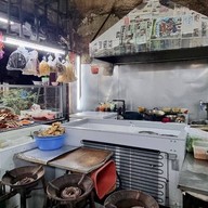 ร้านโชคดี