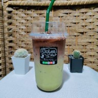 Cutes Cafe นวลจันทร์22