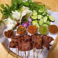 หมูปลาร้า&ปลาดุกซิ่ง สุดแซ่บ ห้วยขวาง-ดินแดง