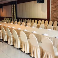 JB Place Hotel