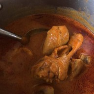 ลาบเหนือ ข้าวซอย by หมูอ้วน หมู่บ้านคริสตัล(42/87)