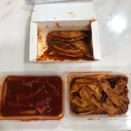 ชานสึ ต็อกโบกี (찬스 떡볶이) Chans tteok ชานสึ