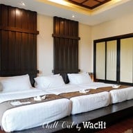 โรงแรมโยเดียเฮอริเทจ