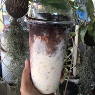 อาเจ กาแฟโบราณ&ชานมไข่มุก