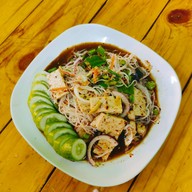 สุดแซ่บยำมะม่วงทะเลสด ม.กรุงเทพ
