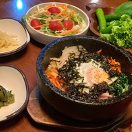 KO KUNG Korean BBQ ( traditionally) สุขุมวิท 26