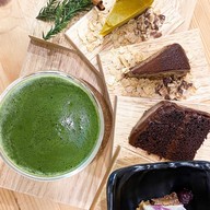 Sweetless Cafe’ Paradise