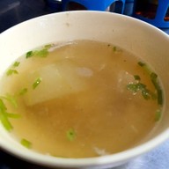 เมนูของร้าน ก๋วยเตี๋ยวลูกชิ้นปลาโบราณ เพชรเกษม39/2