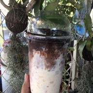 อาเจ กาแฟโบราณ&ชานมไข่มุก