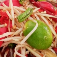 ส้มตำแซ่บสุดซอย