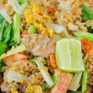 น้องข้าวหอม (อร่อยแน่) หมู่บ้านณัฐกานต์