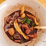 ร้านก๋วนเตี๋ยวเรือ ป.ประทีป (ประชาอุทิศ131 ) ซ.ประชาอุทิศ131