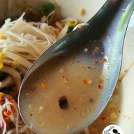 เมนูของร้าน ก๋วยเตี๋ยวหมูมะนาวเจ๊แอ๊ด