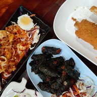 เมนูของร้าน แหนมเนืองลับแลขอนแก่น