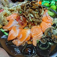 ร้านแซ่บโซ่พิสัย โซ่พิสัย